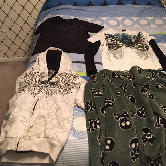 Skull clothes