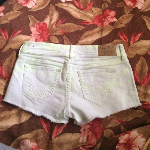 Yellow/white  hollisters shorts