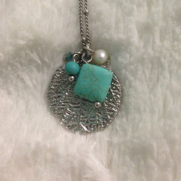 Collier Pendentif Lia Sophia - Turquoise Et Marron Sur Cordon Noir, Longueur Réglable 17-19 Pouces
