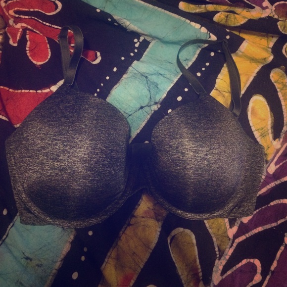 LOWEST 32dd vs tee shirt bra Demi