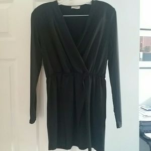 TOBI Black Sleeve Short Dress TOBI Black Sleeve Short Dress