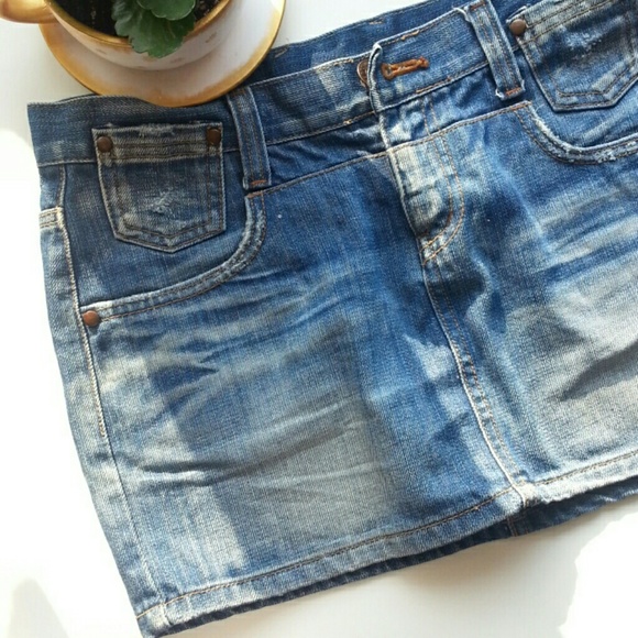 Denim skirt