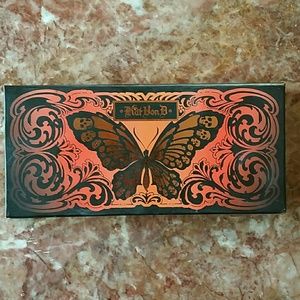 Kat Von D Monarch Palette eyeshadow