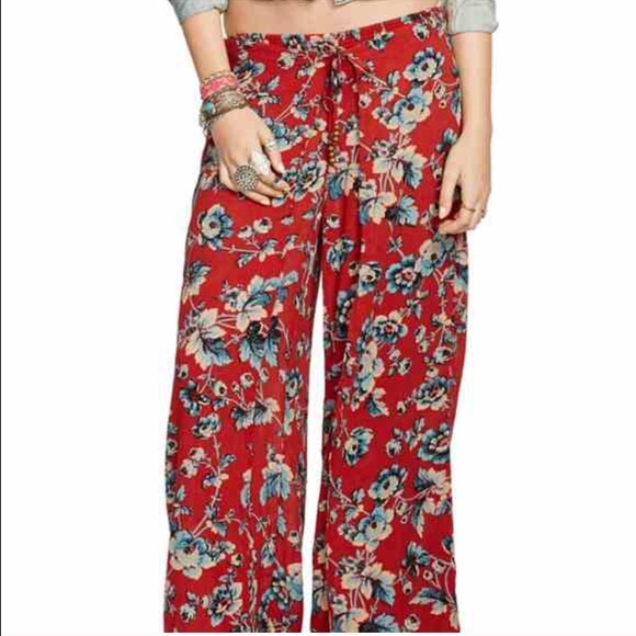 Lauren Ralph Lauren floral palazzo pants.