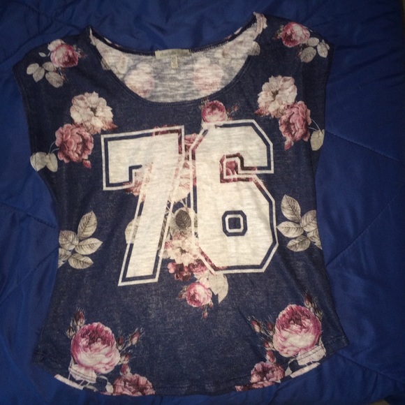 T-shirt with #76 - Picture 1 of 2