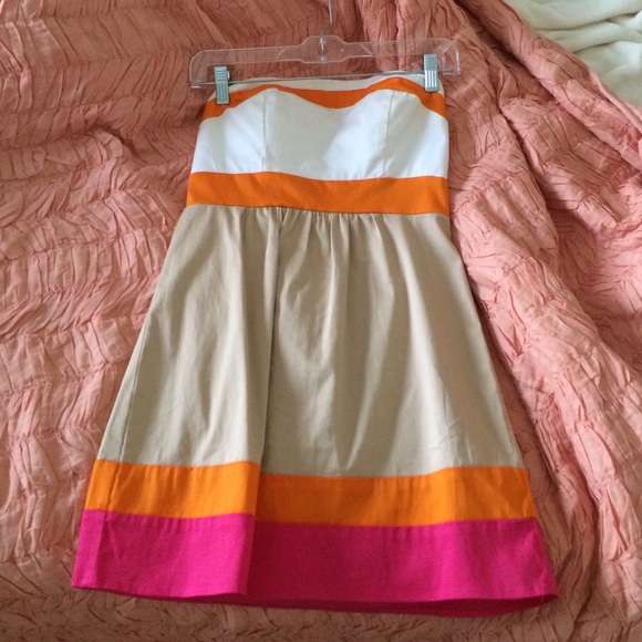 Strapless dress
