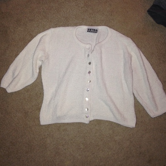 White button down sweater - Picture 1 of 4