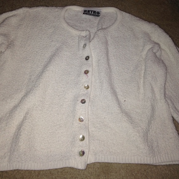 White button down sweater - Picture 2 of 4