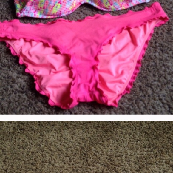 Victoria's Secret Ruffle bottoms