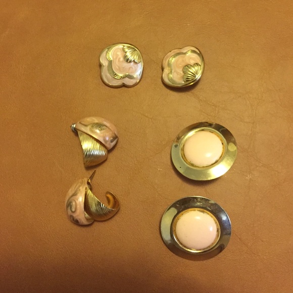 Vintage earring bundle