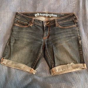 ✨SOLD✨ Bullhead Denim Bermuda Shorts