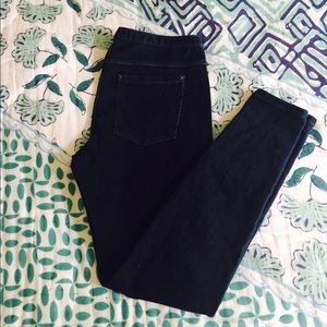 HUE dark Jean jegging/leggings