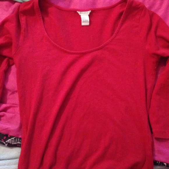 Scoop neck shirt :)