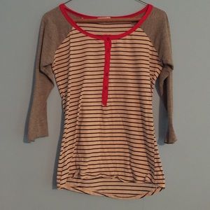 Striped 3/4 Sleeve Shirt