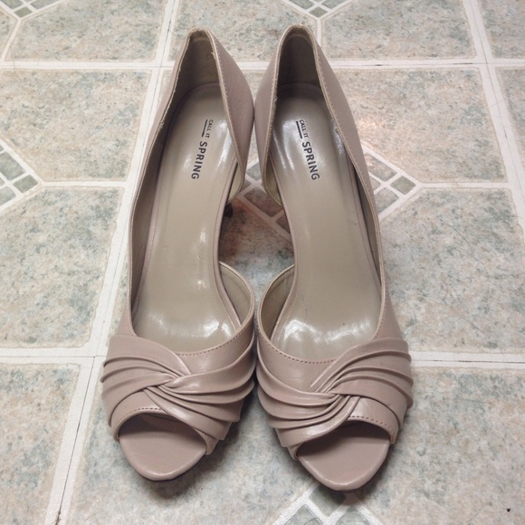 Call it Spring nude heels - Picture 2 of 4