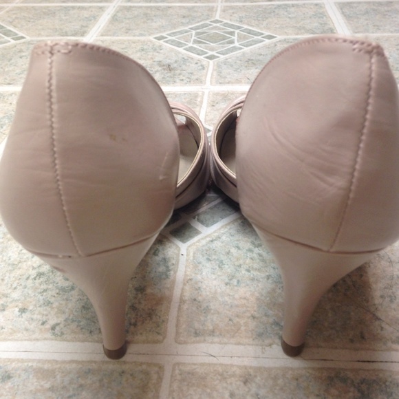 Call it Spring nude heels - Picture 4 of 4