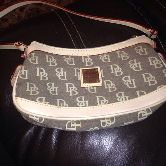 dooney & bourke purse