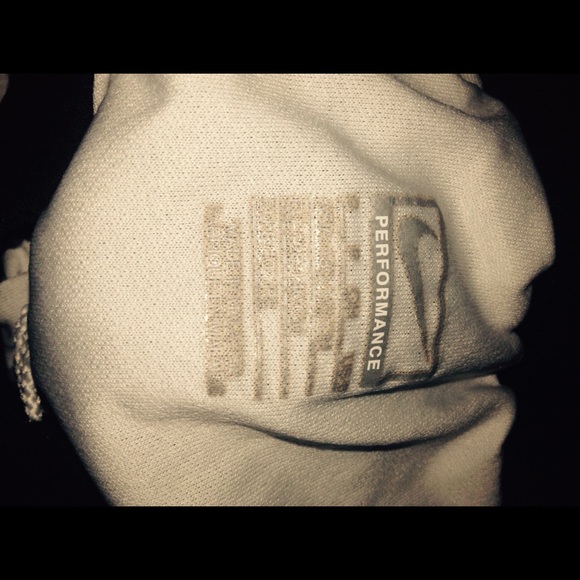 Girls Performance Nike running shorts - Picture 3 of 3