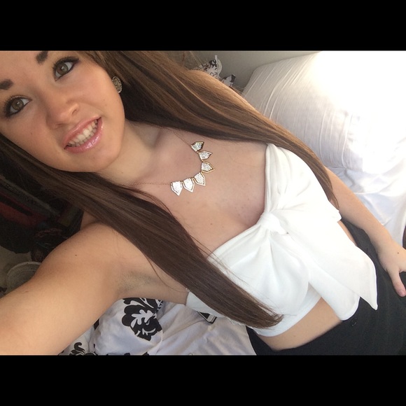 Bow tie crop top