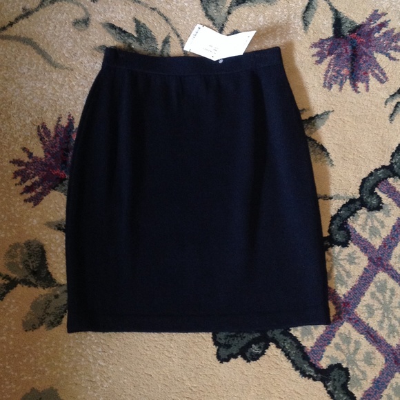 St. John knit pencil skirt