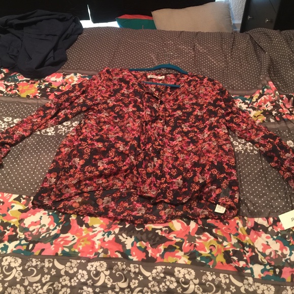 Flowy shirt