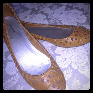 Laser cut tan flats