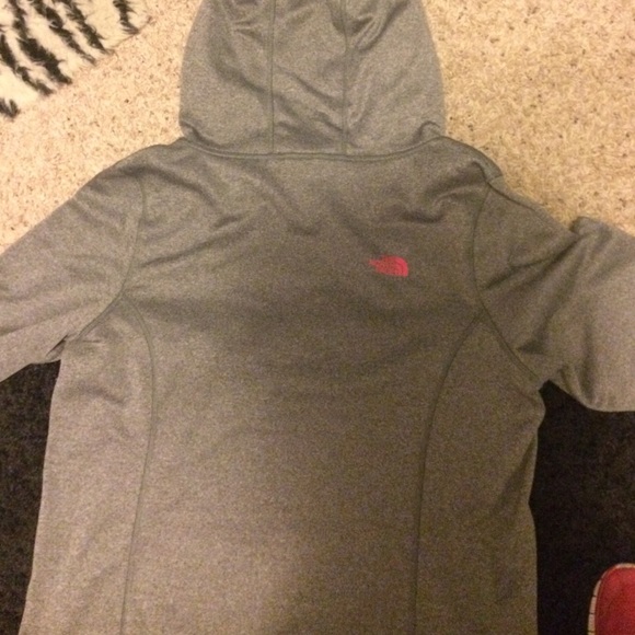North face sweatshirt - Picture 3 of 3