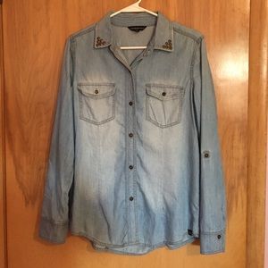 Rock & Republic Long sleeve denim shirt with studs