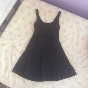 black cotton dress