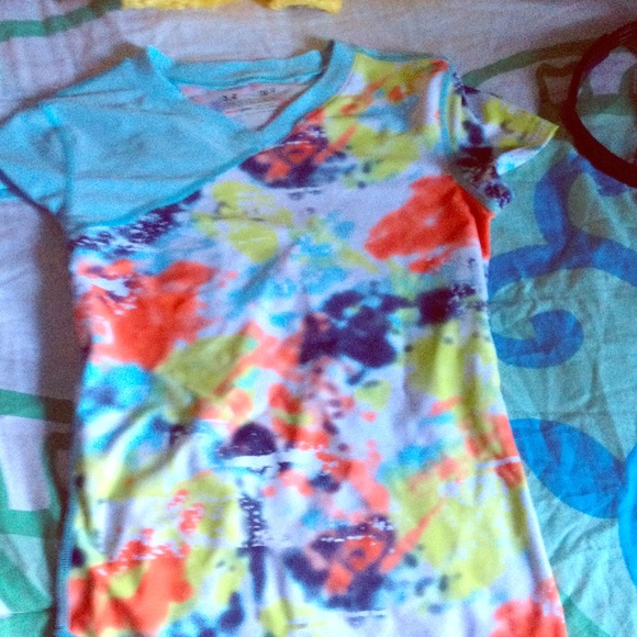 Under armor shirt