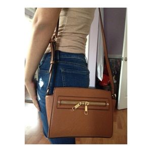 CHESTNUT HANDBAG