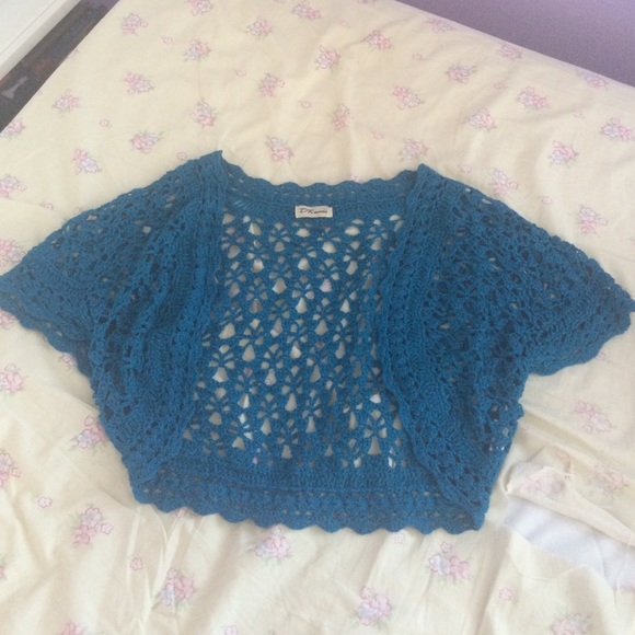 blue shawl
