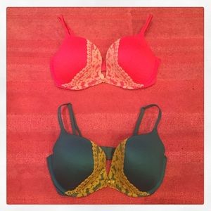 Victoria's Secret Bra Bundle 34DD Very Sexy Pushup