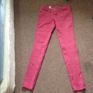 Volstone legging fit. Genuine volcom brand jeans.