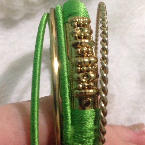 Set of 5 Green and Gold Bangles - Picture 3 of 4