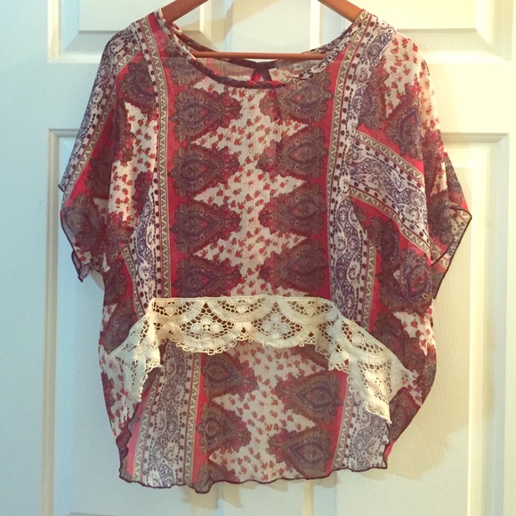 NWOT flowy Lace bottom top