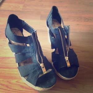 Women's Meredith zipper wedge sandals
