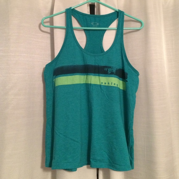 Oakley tank top