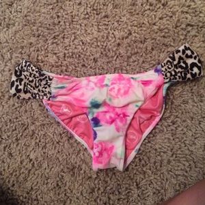 Bathing suit bottoms