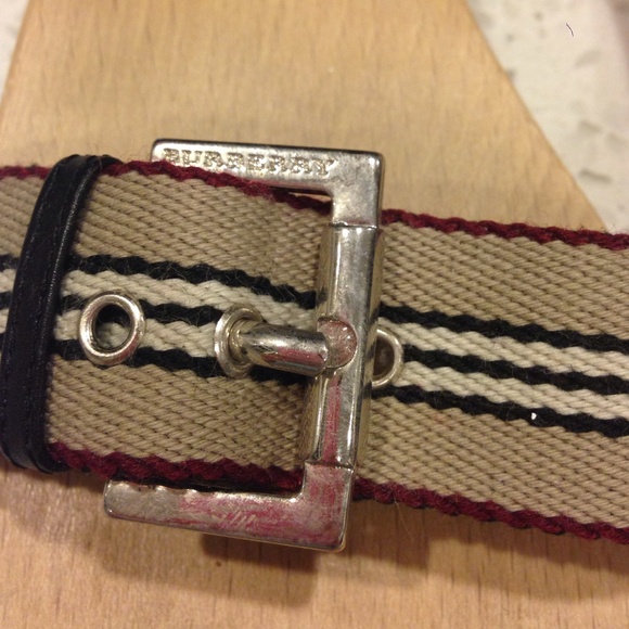 ⚡️SALE⚡️🆕LISTING! AUTH Burberry slide - Picture 2 of 4