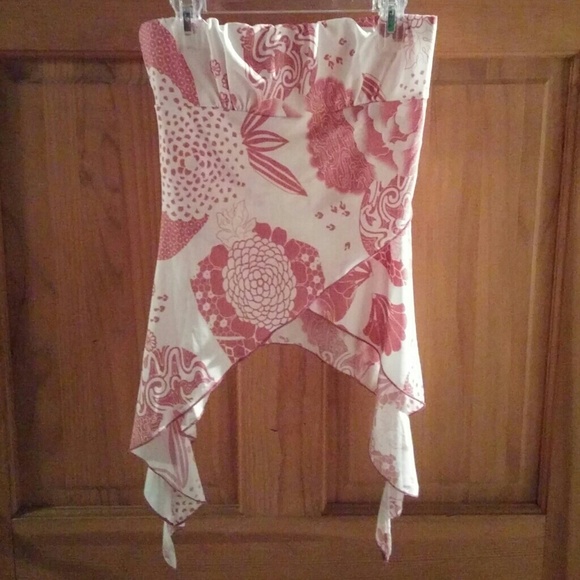 Pink and white tube top - Picture 1 of 2