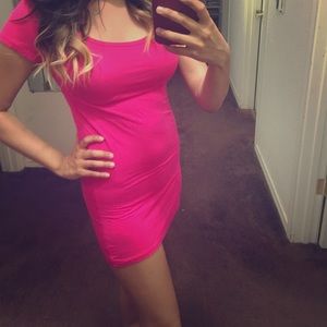 Pink bodycon dress