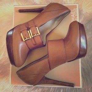 Michael Kors 'Becca Pump' - Size 8.5