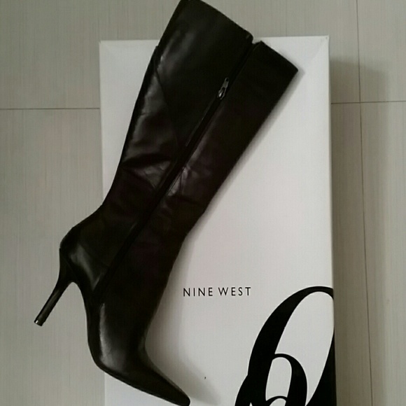 Used Nine West Leather Brown Boots - Picture 2 of 3