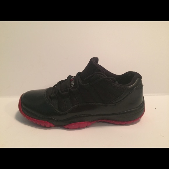 Low Bred 11's - Picture 4 of 4