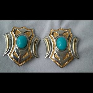 Alexis Kirk clip earrings