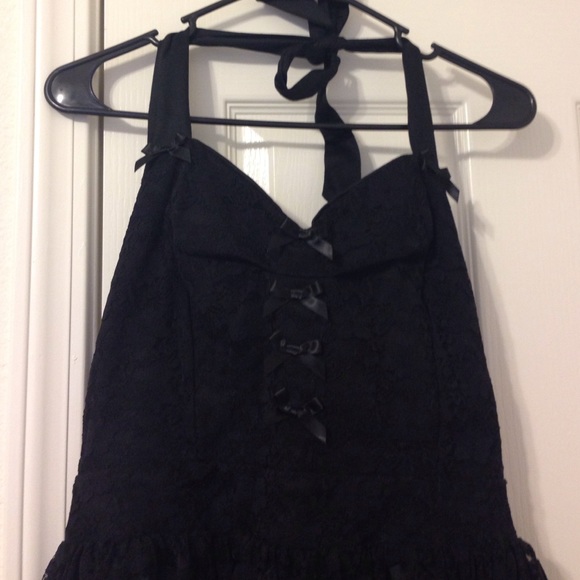 Black pin-up style dress - Picture 2 of 3