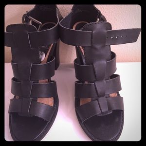 Gladiator heels size 5