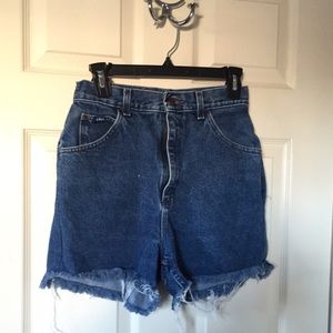 HIGH WAISTED: Vintage blue denim