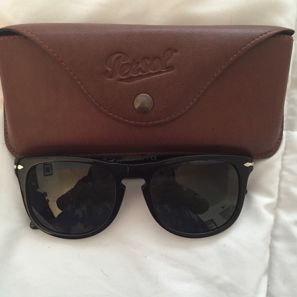 ⚡️⚡️Persol Sunglasses.